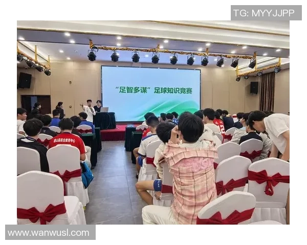 校园足球星级裁判员培训计划助力青少年足球发展与竞技水平提升