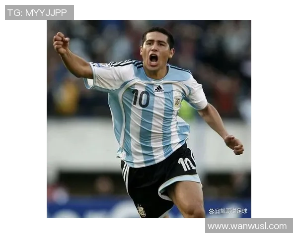 阿根廷足球历史传奇球星盘点及其辉煌成就回顾