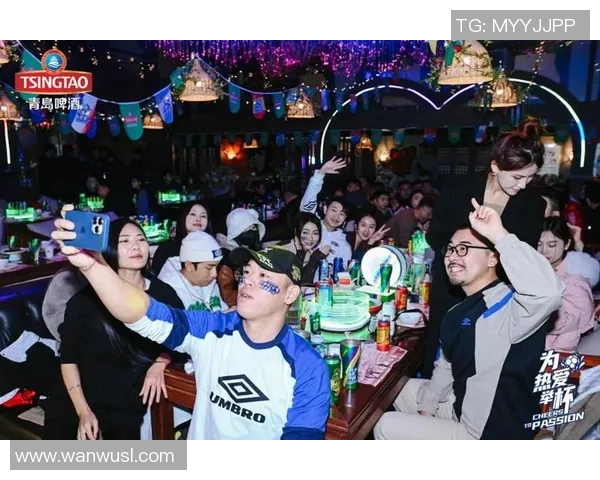 足球巨星酒吧聚集地 球迷狂欢与名将互动的梦幻场所